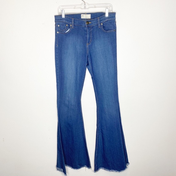 Free People Super Flare Boho Chic Raw Hem Jeans 30 - Picture 4 of 10